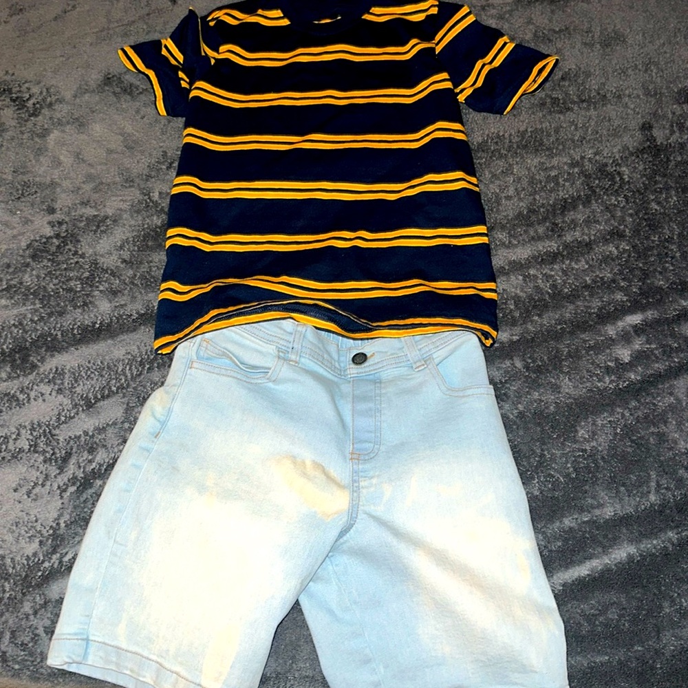 Shorts/t shirt